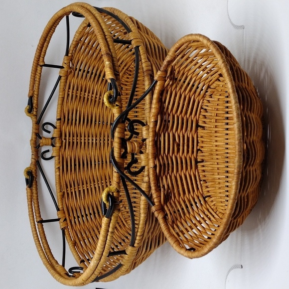 Casual Home by Princess House Oval Rattan and Black‎ Metal Serving Basket - Picture 2 of 10